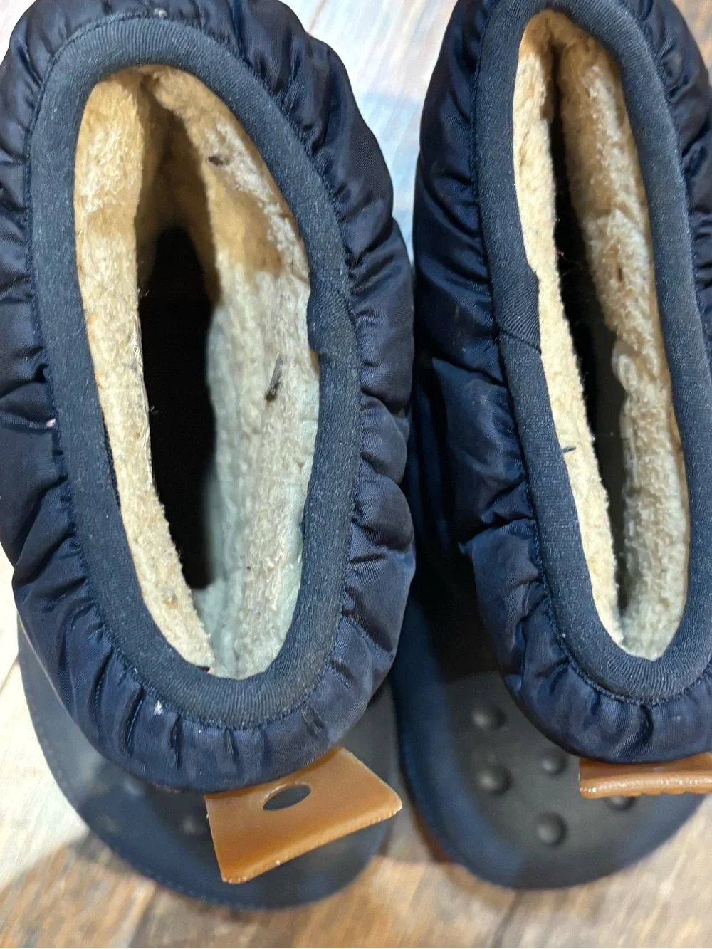 Crocs Sherpa lined snow boots toddler size C6